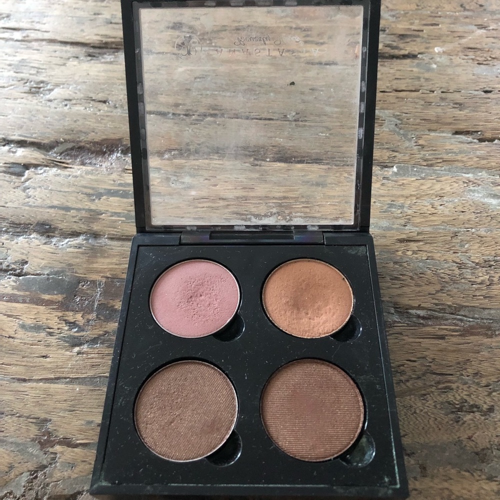 ABH Interchangeable Magnetic Eyeshadow palette